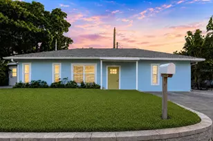 145 93rd Ave, Treasure Island, FL 33706 - Photo 1