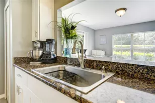 9550 Charlesberg Dr, Tampa, FL 33635 - Photo 16