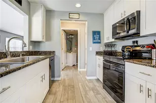 9550 Charlesberg Dr, Tampa, FL 33635 - Photo 18