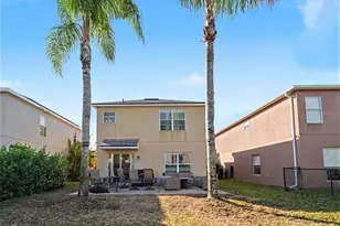 7136 Chatum Light Run, Bradenton, FL 34212 - Photo 2