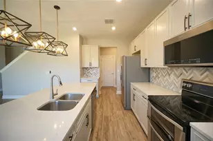 34480 Wynthorne Pl, Wesley Chapel, FL 33545 - Photo 10