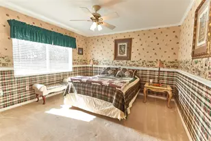 1211 Pristine Pl, Lutz, FL 33549 - Photo 2