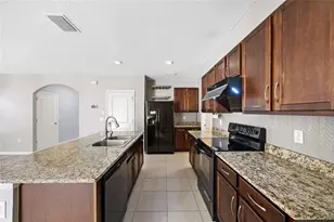 32756 Ansley Bloom Ln, Wesley Chapel, FL 33543 - Photo 10