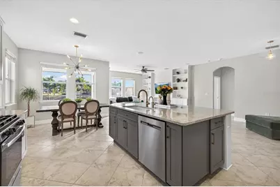 11427 Emerald Shore Drive, Riverview, FL 33579 - Photo 8