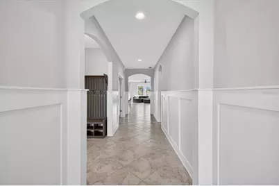 11427 Emerald Shore Drive, Riverview, FL 33579 - Photo 6