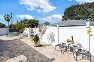 5927 Taywood Dr, Tampa, FL 33624 - Photo 32