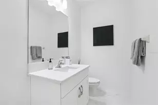 31766 Asbury Ave, Wesley Chapel, FL 33545 - Photo 18