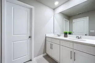 32451 Limitless Pl, Wesley Chapel, FL 33545 - Photo 26