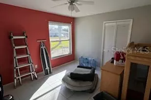 32 NE 13th Pl, Cape Coral, FL 33909 - Photo 6