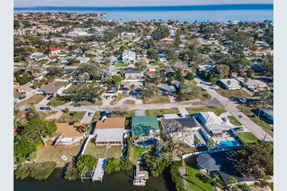 4320 Huntington Street NE, Saint Petersburg, FL 33703 - Photo 2
