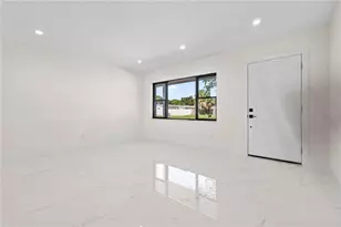 8014 W Comanche Ave, Tampa, FL 33615 - Photo 10