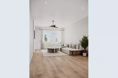 375 13th St N, Saint Petersburg, FL 33705 - Photo 8