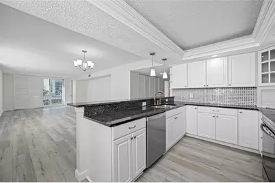 1430 Gulf Boulevard #204, Clearwater Beach, FL 33767 - Photo 8