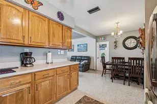 12424 105th St, Largo, FL 33773 - Photo 10