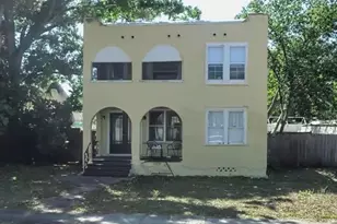 1310 28th St N, Saint Petersburg, FL 33713 - Photo 1