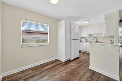 1802 Bedford Lane #12, Sun City Center, FL 33573 - Photo 6