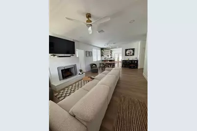 212 S Fremont Avenue, Tampa, FL 33606 - Photo 4