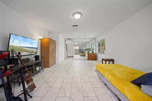 2484 Laurelwood Dr, Clearwater, FL 33763 - Photo 10