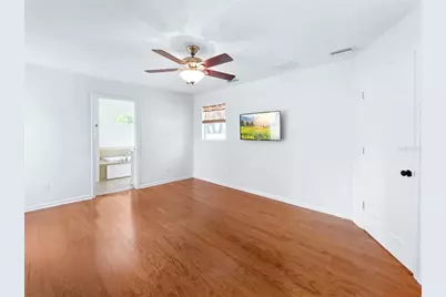 2926 W Tyson Avenue, Tampa, FL 33611 - Photo 10