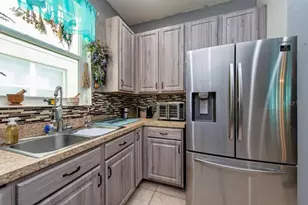 2357 Richwood Pike Dr, Ruskin, FL 33570 - Photo 12