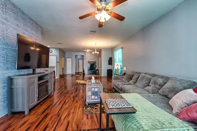 2357 Richwood Pike Drive, Ruskin, FL 33570 - Photo 8