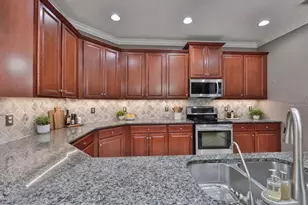 2203 Oakley Green Dr, Sun City Center, FL 33573 - Photo 14