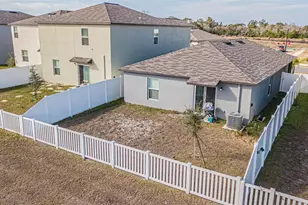 11638 Lavender Loop, Spring Hill, FL 34609 - Photo 2