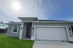 1315 E Benbow Cir, Labelle, FL 33935 - Photo 2