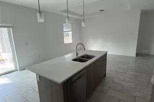 1315 E Benbow Cir, Labelle, FL 33935 - Photo 14
