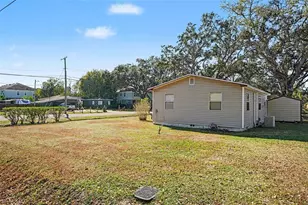 2102 Columbus Dr, Brandon, FL 33510 - Photo 28
