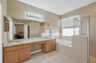 17115 Falconridge Rd, Lithia, FL 33547 - Photo 14