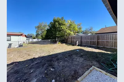 9805 N 46th Street, Tampa, FL 33617 - Photo 38