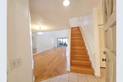 10488 Saint Tropez Place #102, Tampa, FL 33615 - Photo 4