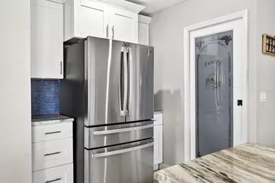 8718 Tahiti Lane, Tampa, FL 33615 - Photo 16