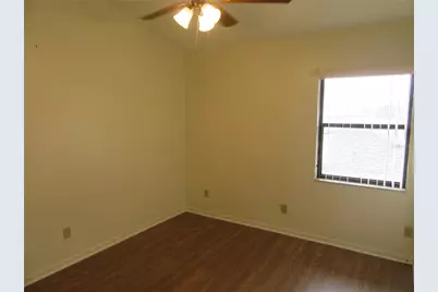 8423 Seminole Boulevard #202, Seminole, FL 33772 - Photo 32