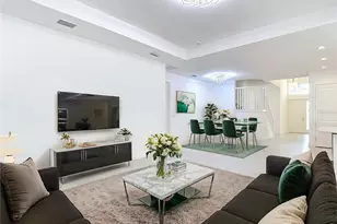 32676 Tree of Life Ave, Wesley Chapel, FL 33543 - Photo 10