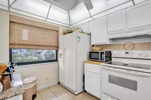 6265 Sun Blvd, Saint Petersburg, FL 33715 - Photo 16