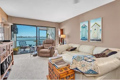 6265 Sun Boulevard #107, Saint Petersburg, FL 33715 - Photo 8