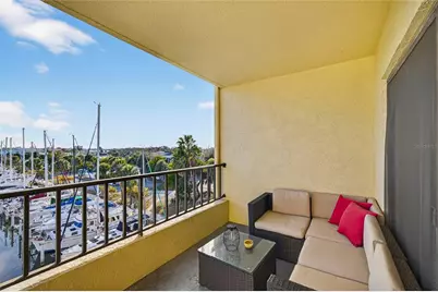 1750 Harbor Place S #303, South Pasadena, FL 33707 - Photo 14