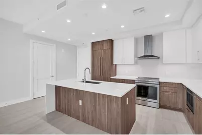 275 1st Avenue S #2807, Saint Petersburg, FL 33701 - Photo 8