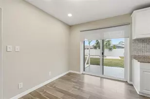 5613 57th Ave N, Saint Petersburg, FL 33709 - Photo 8