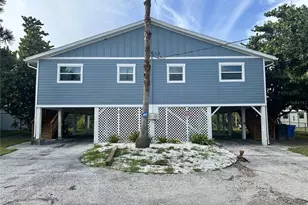 3303 W Shell Point Rd, Ruskin, FL 33570 - Photo 1