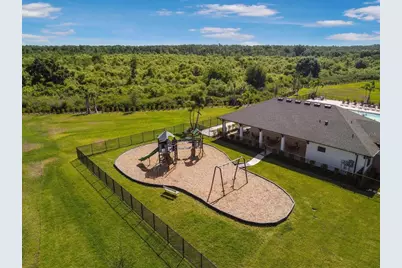 2882 Autumn Rock Drive, Zephyrhills, FL 33540 - Photo 26