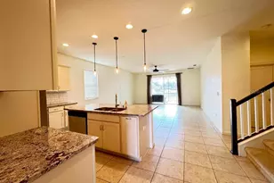 12377 Streambed Dr, Riverview, FL 33579 - Photo 10