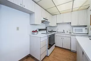 632 Edgewater Dr, Dunedin, FL 34698 - Photo 14