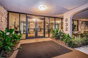 632 Edgewater Dr, Dunedin, FL 34698 - Photo 2