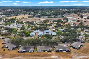 1102 Harefield Cir, Sun City Center, FL 33573 - Photo 36