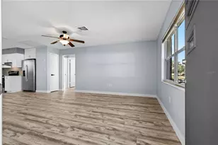 734 91st Ave N, Saint Petersburg, FL 33702 - Photo 18