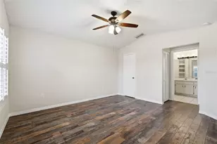 939 Sandywood Dr, Brandon, FL 33510 - Photo 14