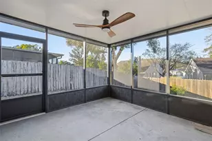 939 Sandywood Dr, Brandon, FL 33510 - Photo 24